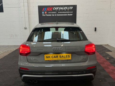 Audi Q2 Black #10