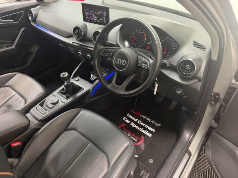 Audi Q2 Black #30