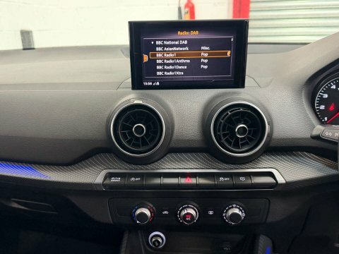 Audi Q2 Black #18
