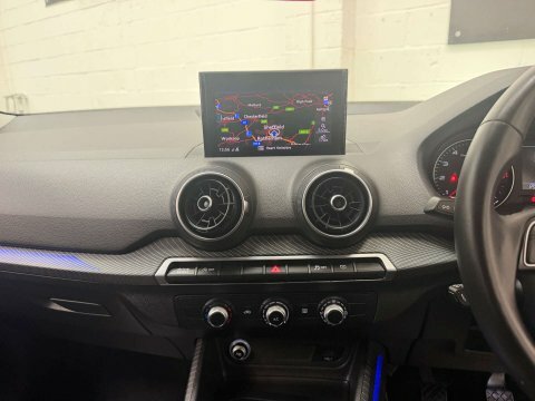 Audi Q2 Black #33