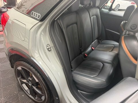 Audi Q2 Black #34