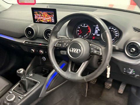 Audi Q2 Black #11