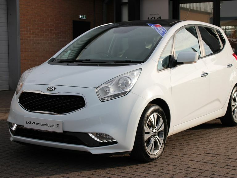 Kia Venga 1.6 4 6 White #4