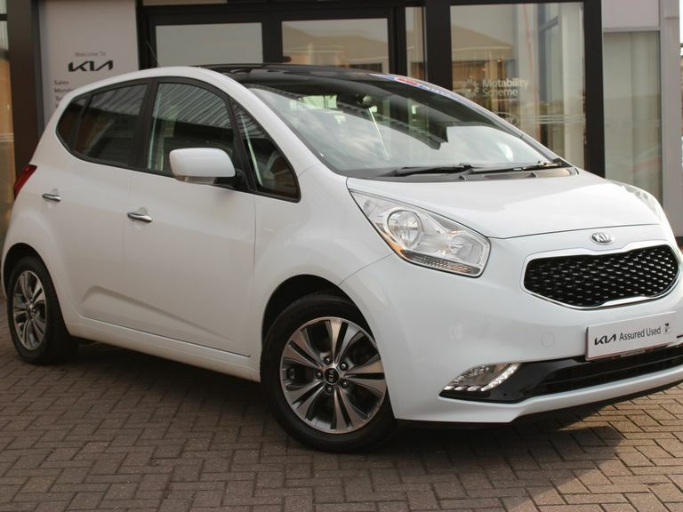 Kia Venga 1.6 4 6 White #2