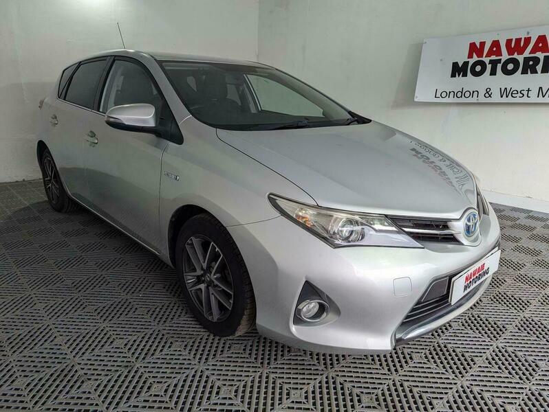 Toyota Auris 1.8 Vvt-h Icon Plus Silver