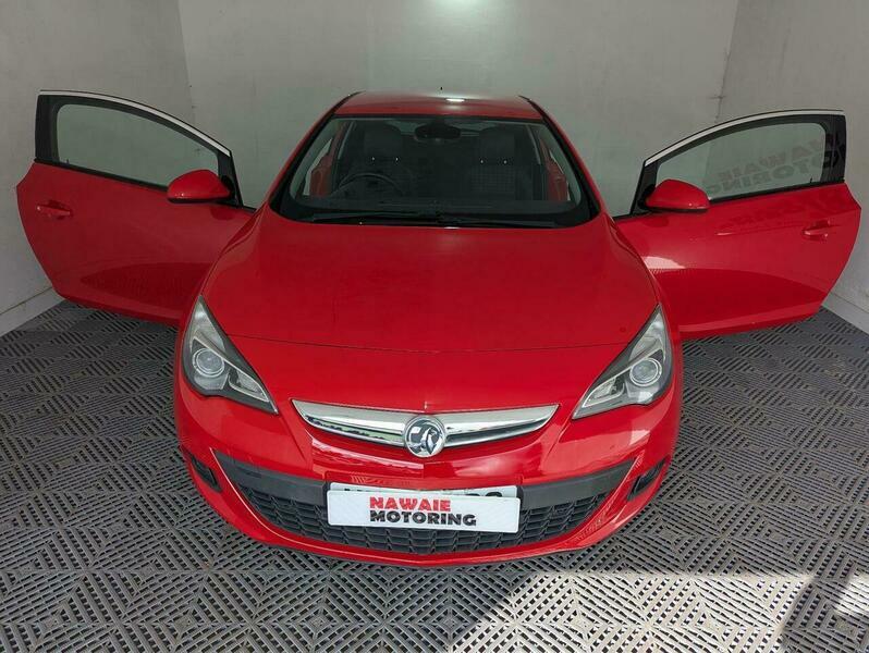 Vauxhall Astra GTC 1.4I Turbo Sri Red #6