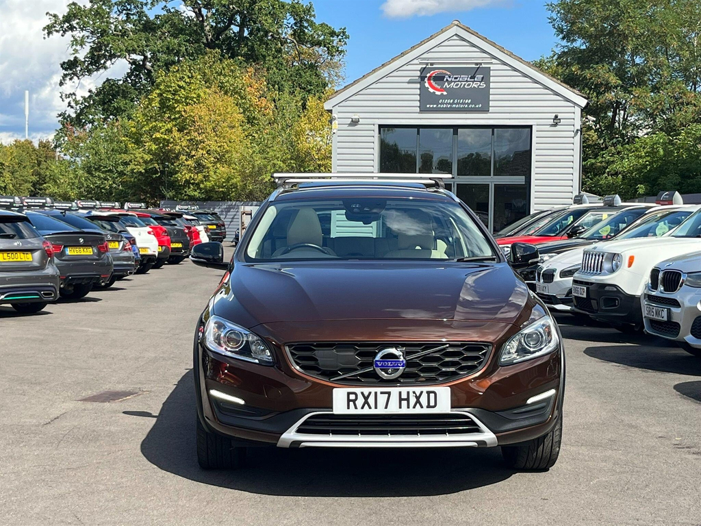 Volvo V60 2.0 T4 Business Edition Estate Eur  #2