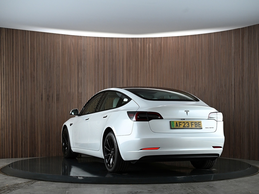 Tesla Model 3 Dual Motor Long Range Saloon 4 White #6