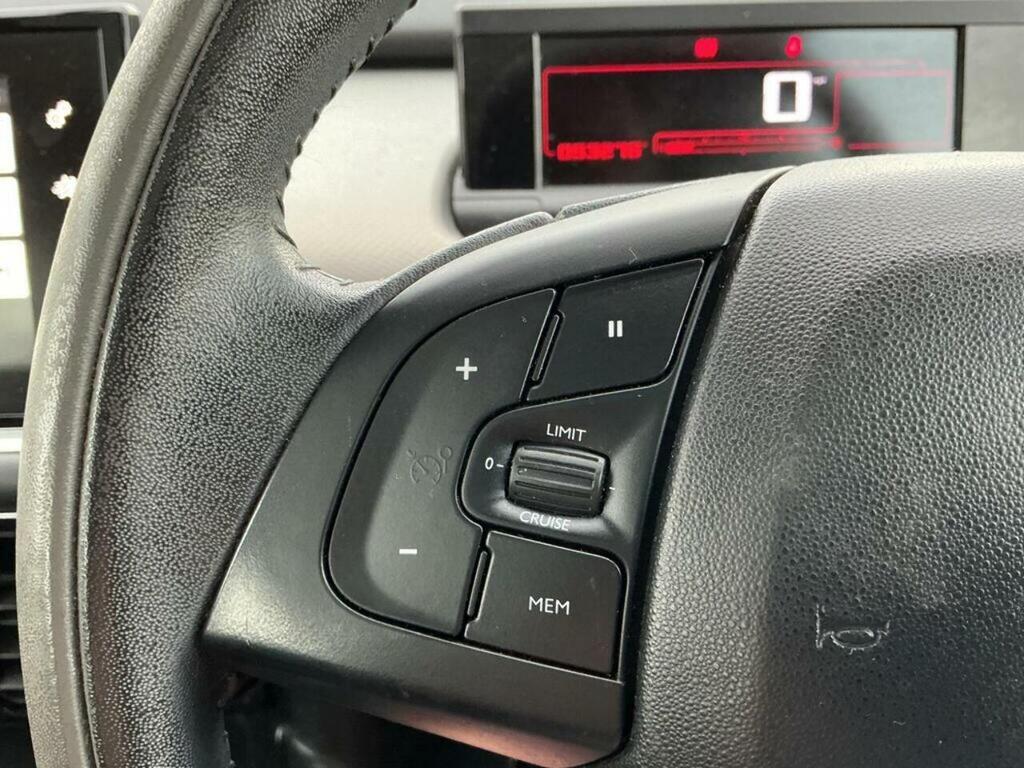Citroen C4 Cactus Hatchback E Black #11