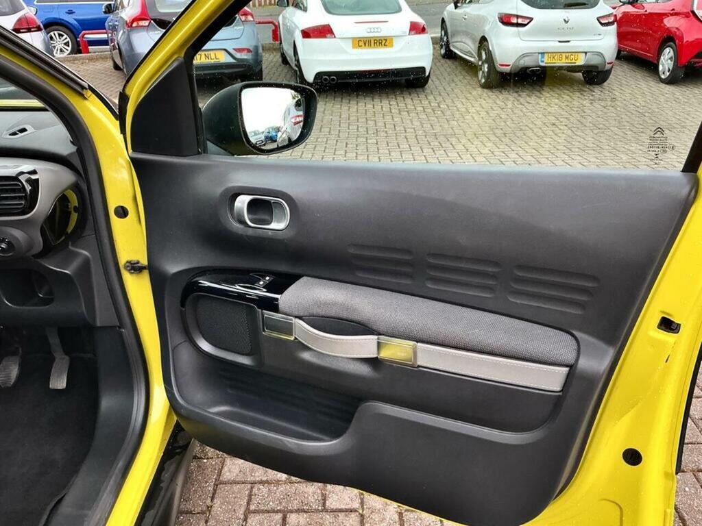 Citroen C4 Cactus Hatchback E Black #10