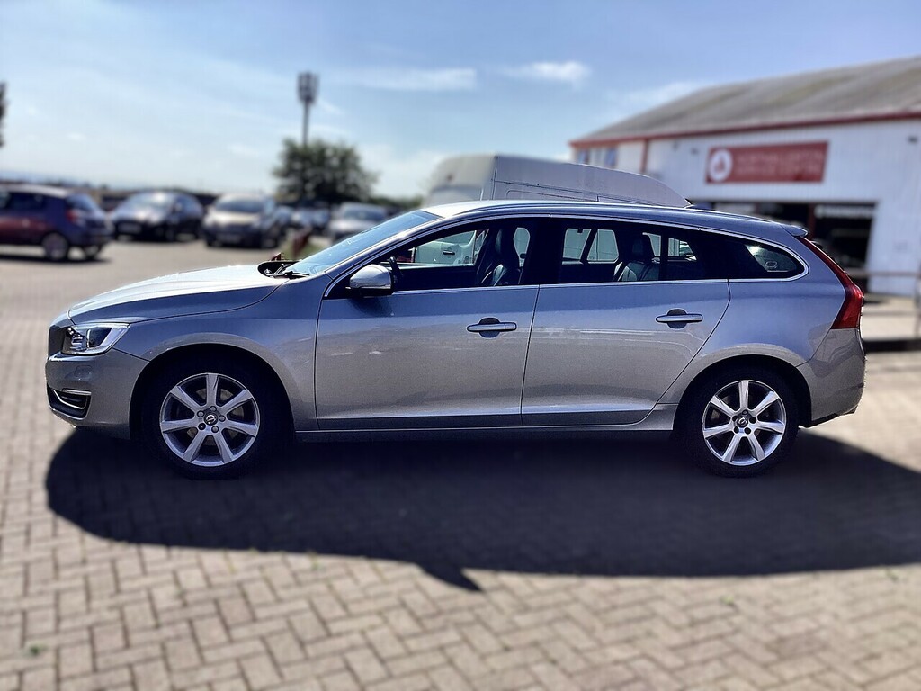 Volvo V60 D4 Se Lux Nav Silver #6