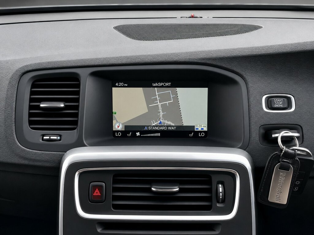 Volvo V60 R-design Lux Nav D4 A Red #9