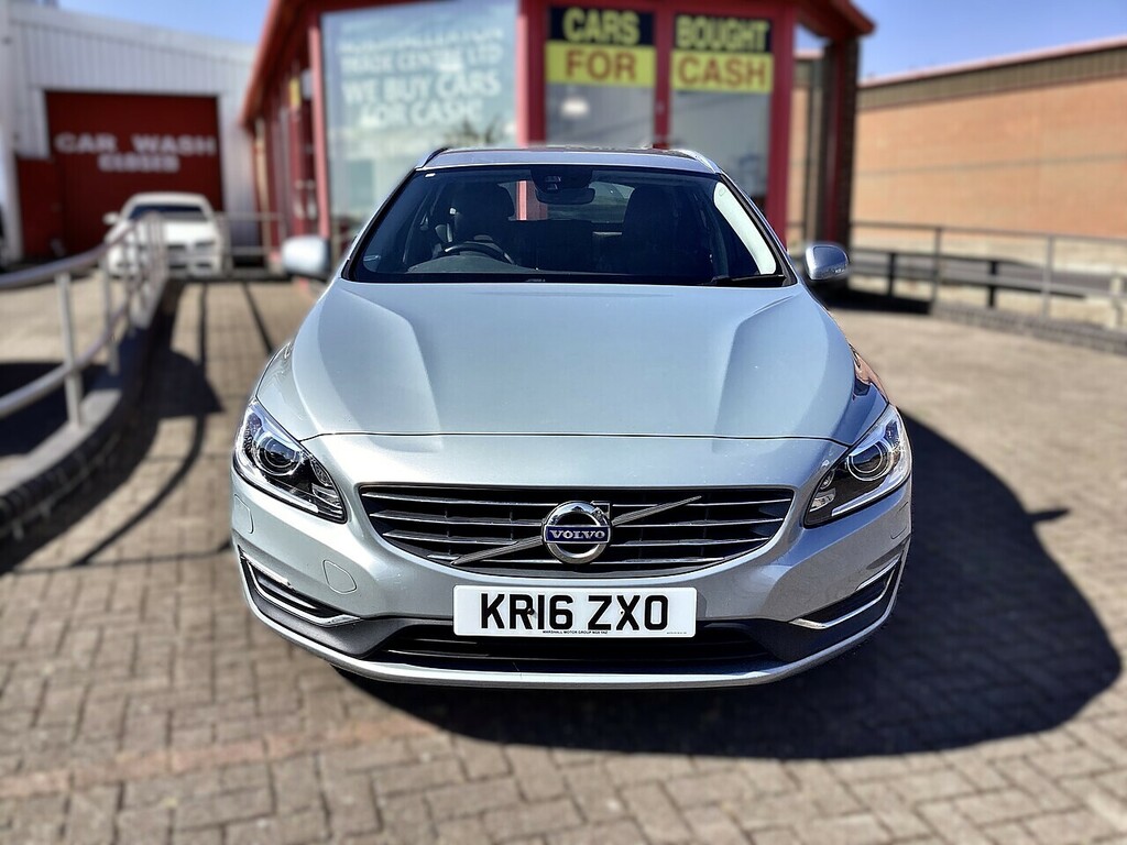 Volvo V60 D4 Se Lux Nav Silver #4