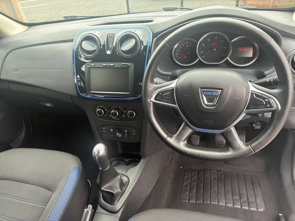 Dacia Logan Stepway Techroad Red #12