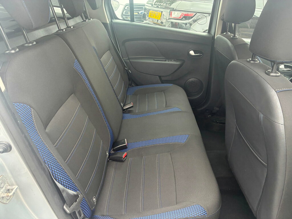 Dacia Logan Stepway Techroad Red #14