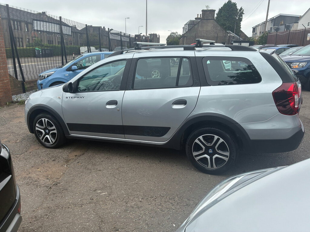 Dacia Logan Stepway Techroad Red #7