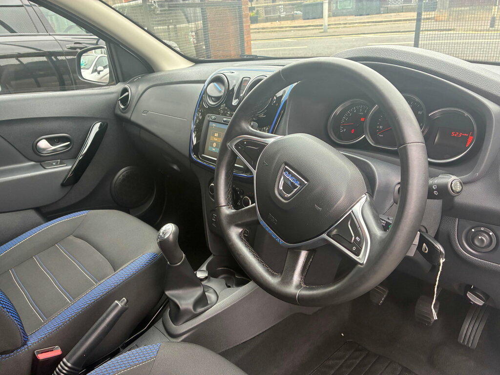 Dacia Logan Stepway Techroad Red #10