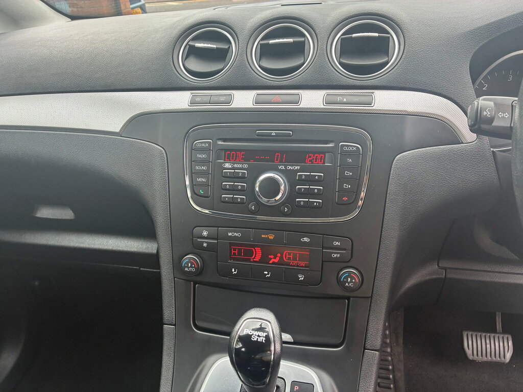 Ford S-Max  White #12