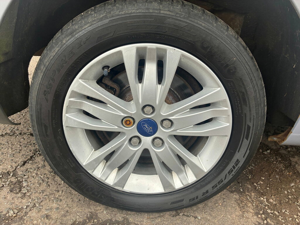 Ford S-Max  White #15