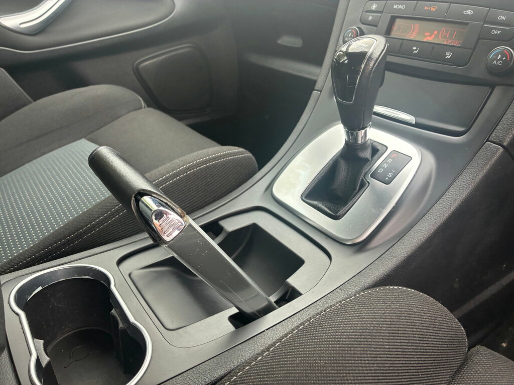 Ford S-Max  White #14