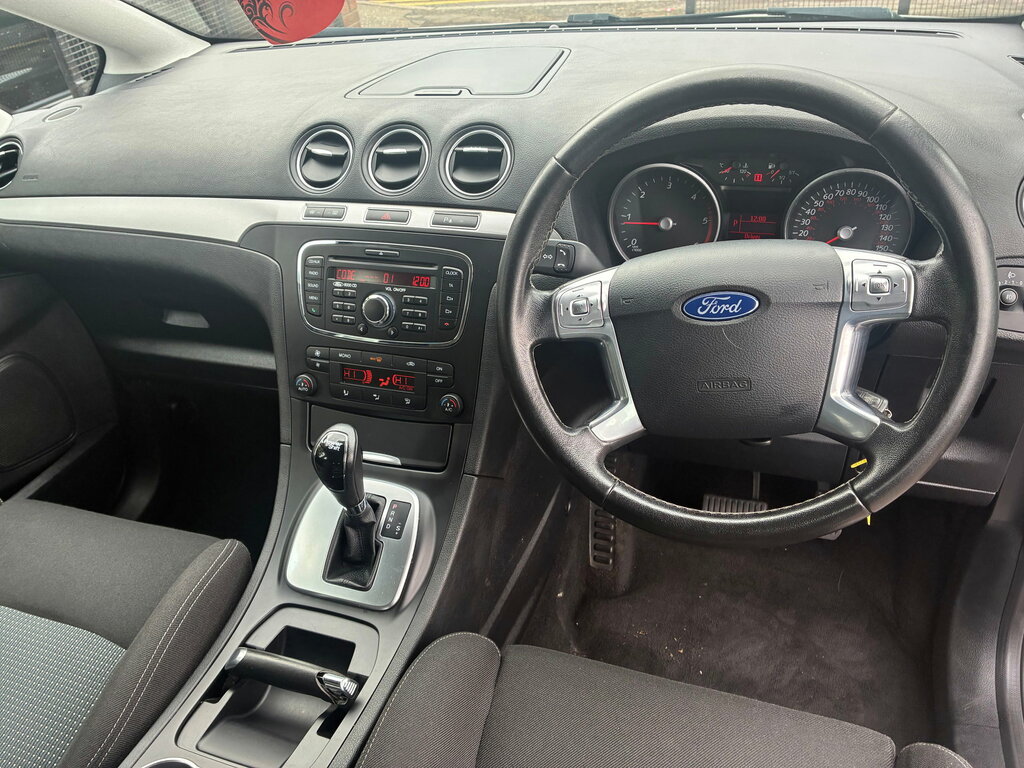 Ford S-Max  White #10