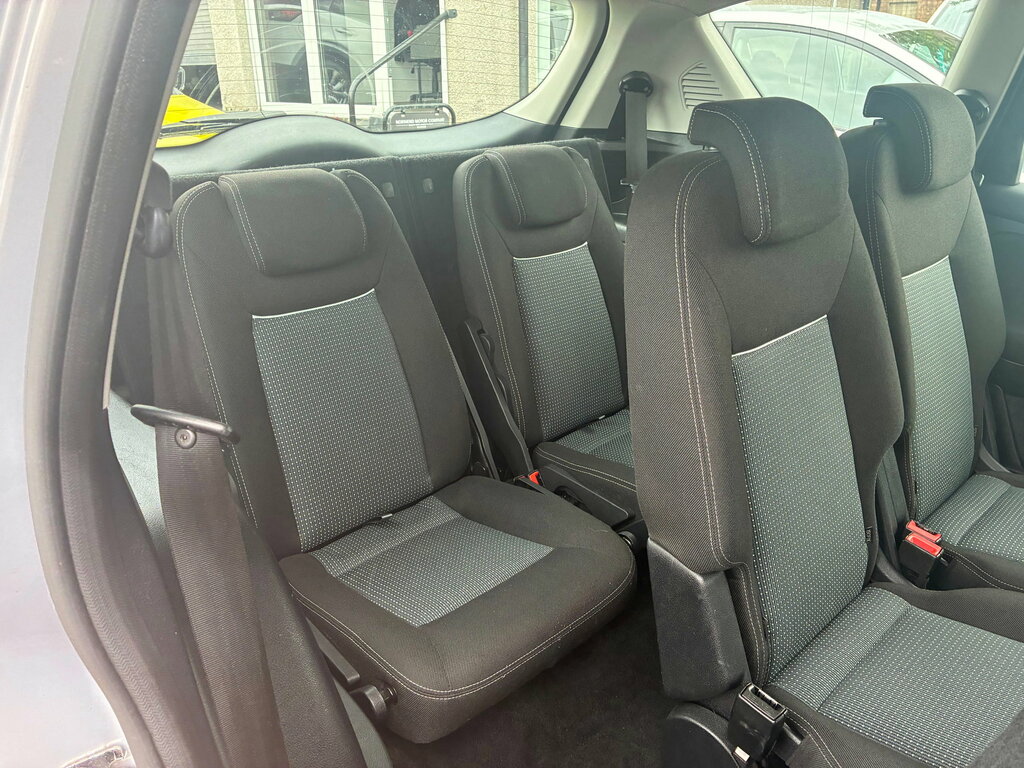 Ford S-Max  White #20