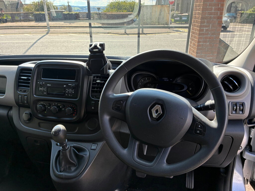 Renault Trafic Diesel White #13