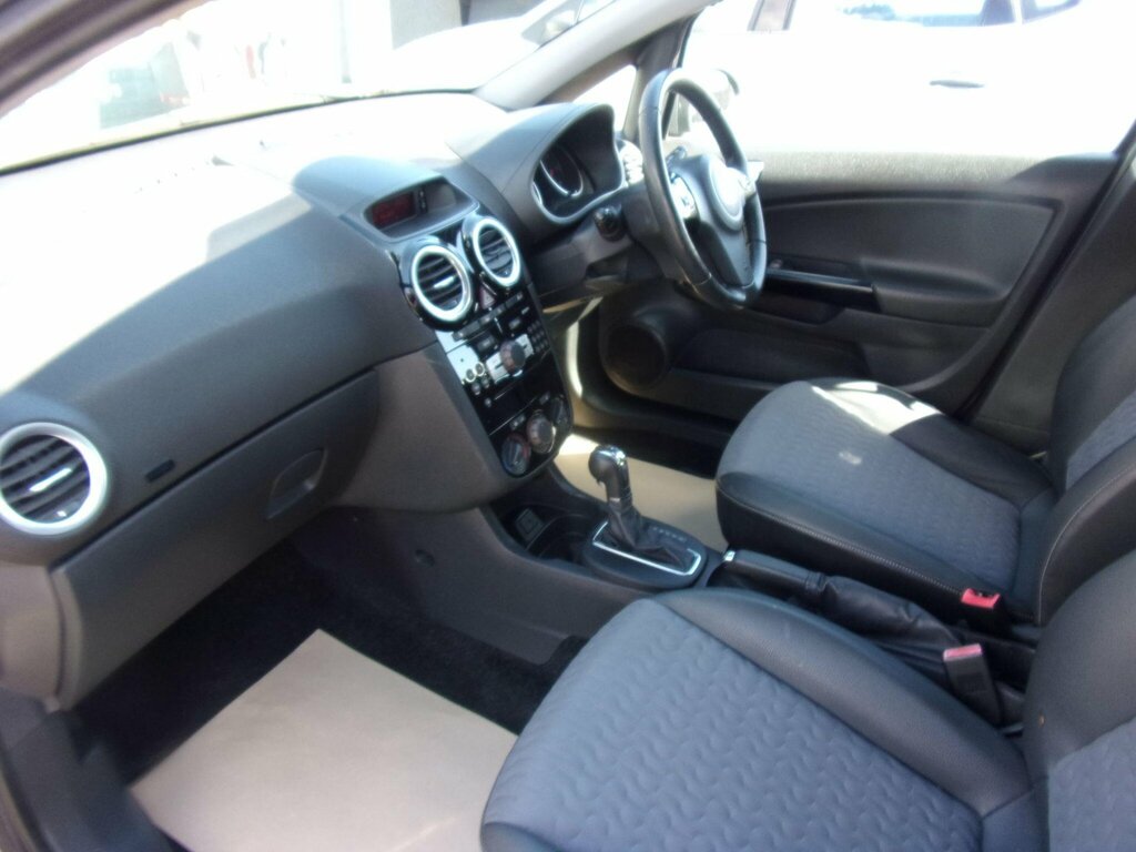 Vauxhall Corsa S Red #7