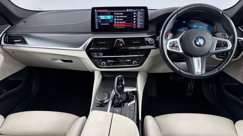 BMW 5 Series 520D M Sport Touring #4