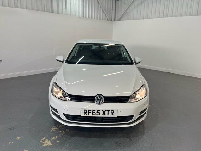 Volkswagen Golf 1.6 Tdi Bluemotion Tech Match Hatchback White #2