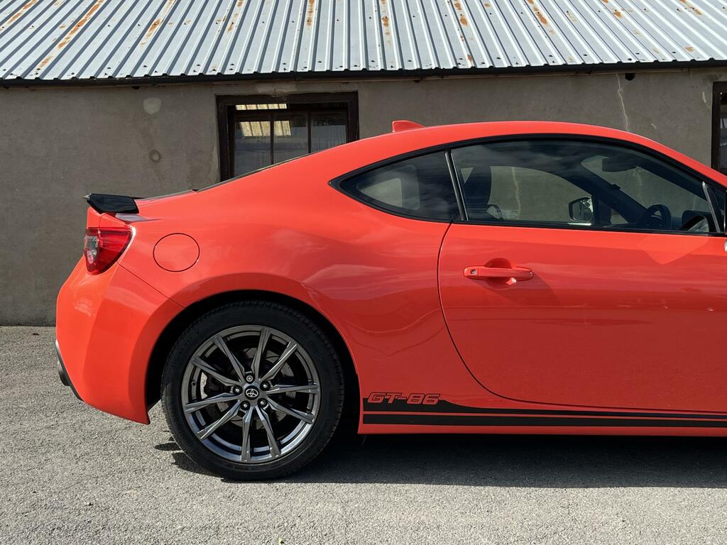 Toyota GT86 Club Series Orange Edition Orange #5