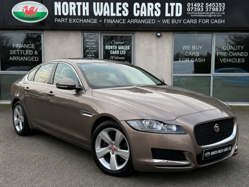 Jaguar XF 2.0D 180 Portfolio Awd Brown