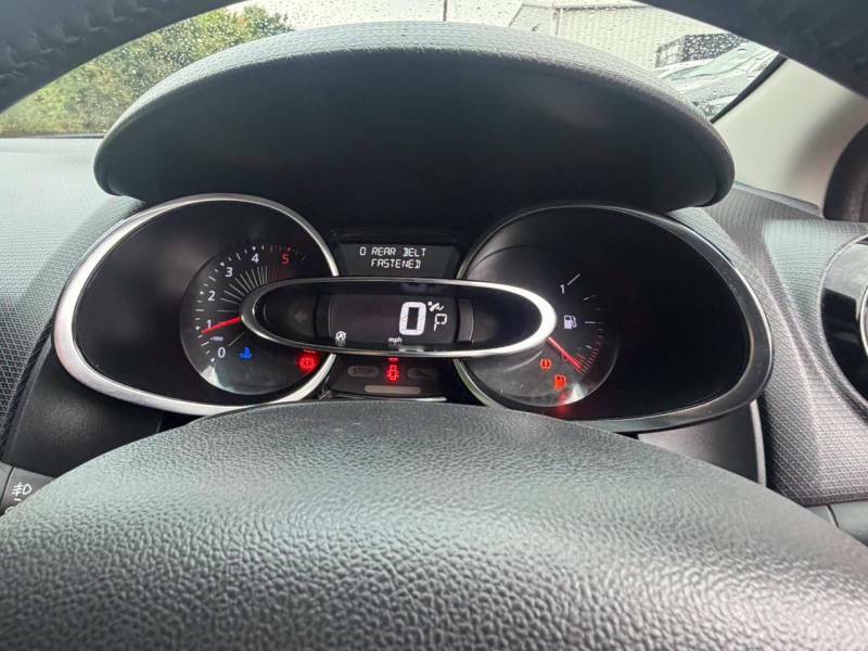 Renault Clio Hatchback Red #20