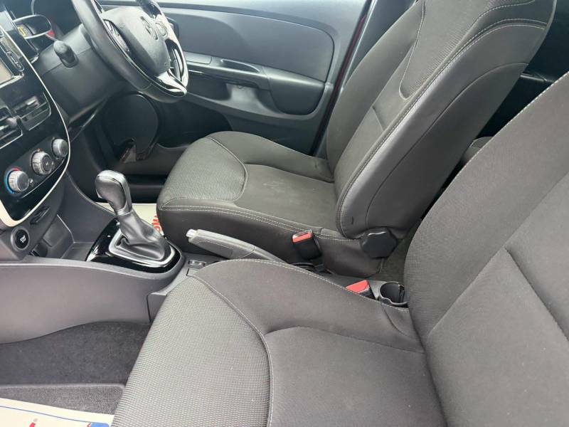 Renault Clio Hatchback Red #14