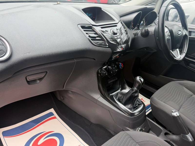 Ford Fiesta Studio Red #15