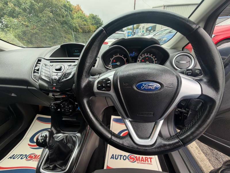 Ford Fiesta Studio Red #25