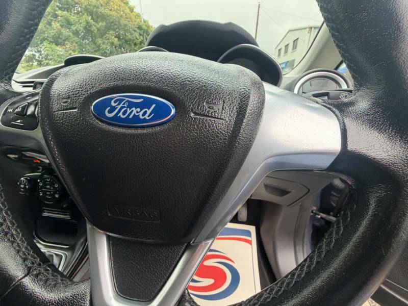 Ford Fiesta Studio Red #21