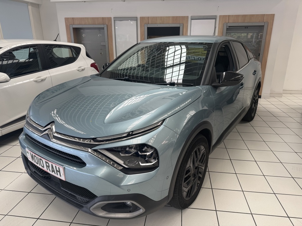 Citroen C4 1.2 Puretech 130 Shine Blue