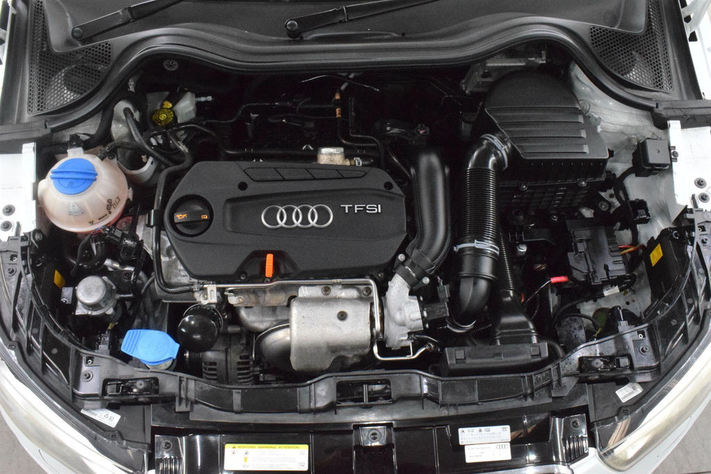 Audi A1 1.4 Tfsi Cod S Line Hatchback S Tronic LW13CMY White #4
