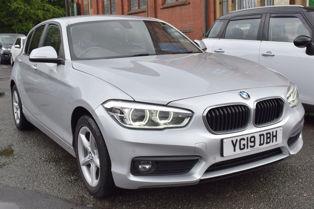 BMW 1 Series 1.5 116D Se Business Euro 6 Ss Silver
