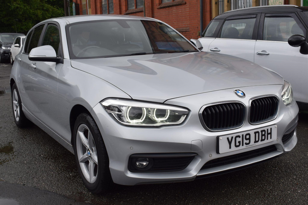 BMW 1 Series Hatchback Black #11