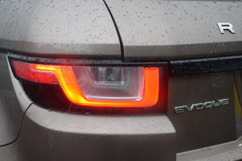 Land Rover Range Rover Evoque 2L Se Tech White #23