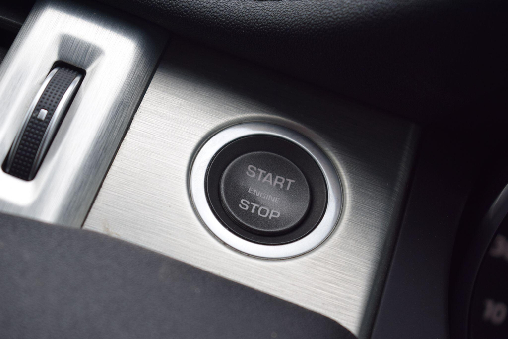 Land Rover Range Rover Evoque 2L Se Tech White #46