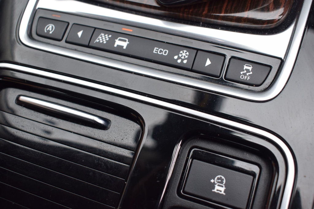 Jaguar XF D Prestige Silver #27