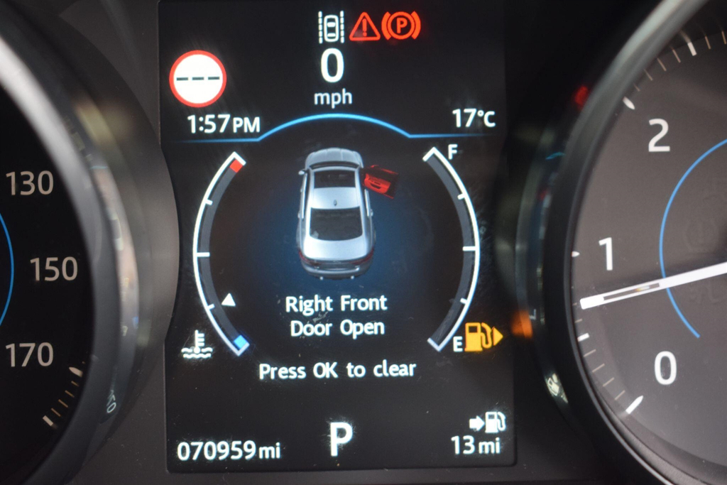 Jaguar XF D Prestige Silver #42