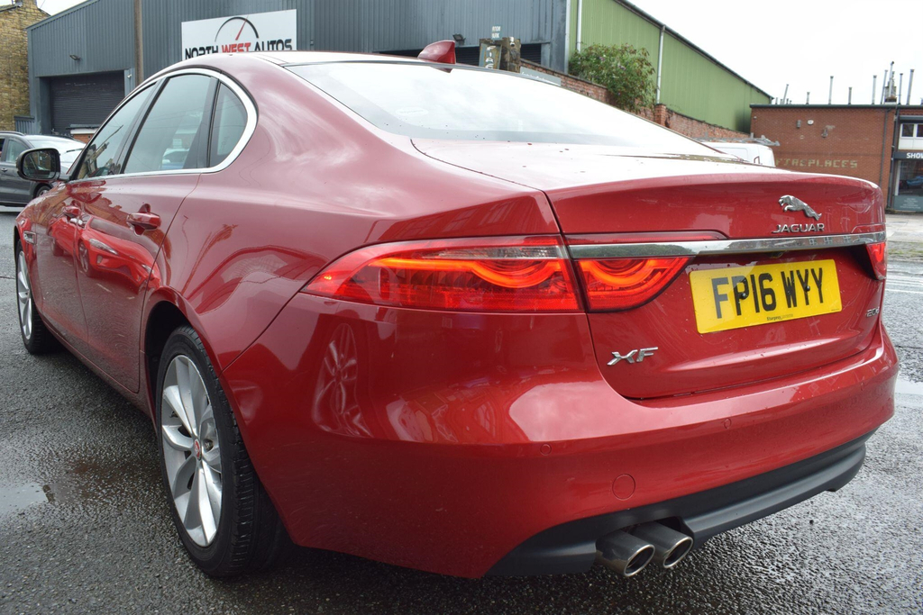 Jaguar XF D Prestige Silver #14