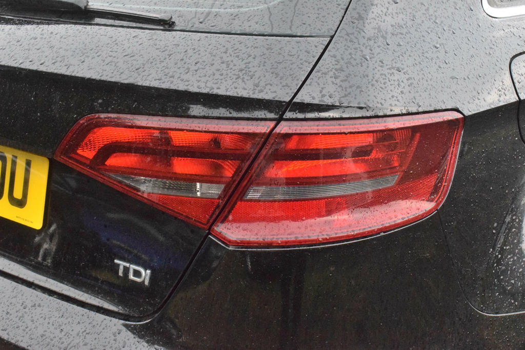 Audi A3 1.6 Tdi Sport Sportback Euro 6 Ss Black #6