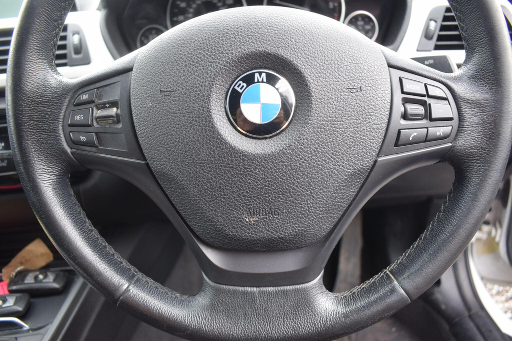 BMW 3 Series 320D Efficientdynamics Step Black #37