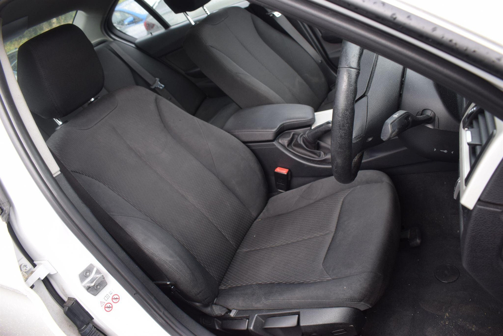BMW 3 Series 320D Efficientdynamics Step Black #19