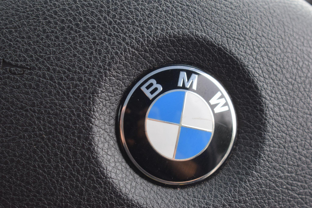 BMW 3 Series 320D Efficientdynamics Step Black #33